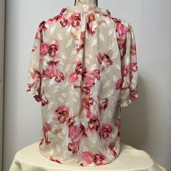 💐 Calvin Klein Tie-neck Blouse Sz XL in Cream/Pink Floral Motif - Picture 5 of 11